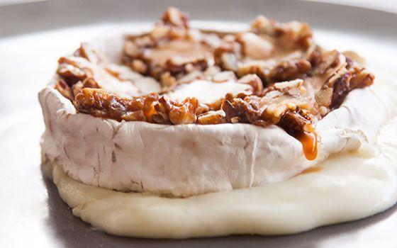 Baked Brie with Pecan Rolls
