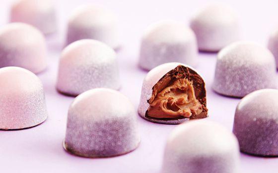 Hello, Spring (and hello, Sake & Sakura chocolate)