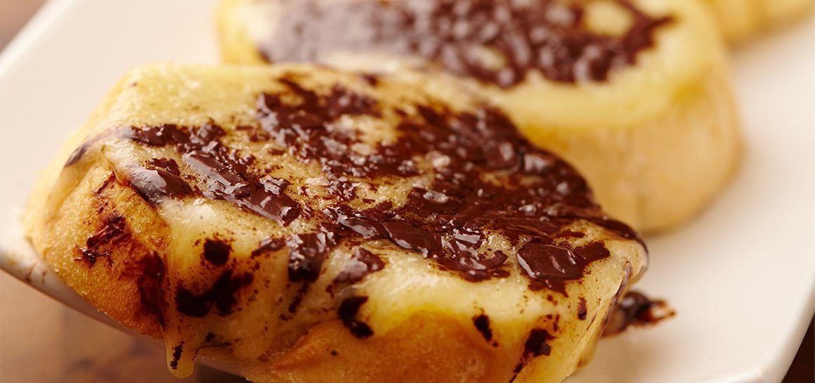 Chocolate Brie Crostini