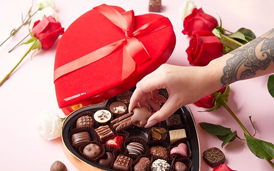 How to Express Love on Valentine's Day?
