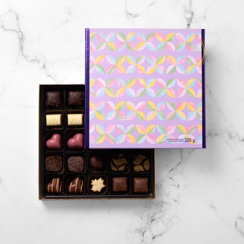 Assorted Chocolate Spring Classics Gift Box, 25 pc