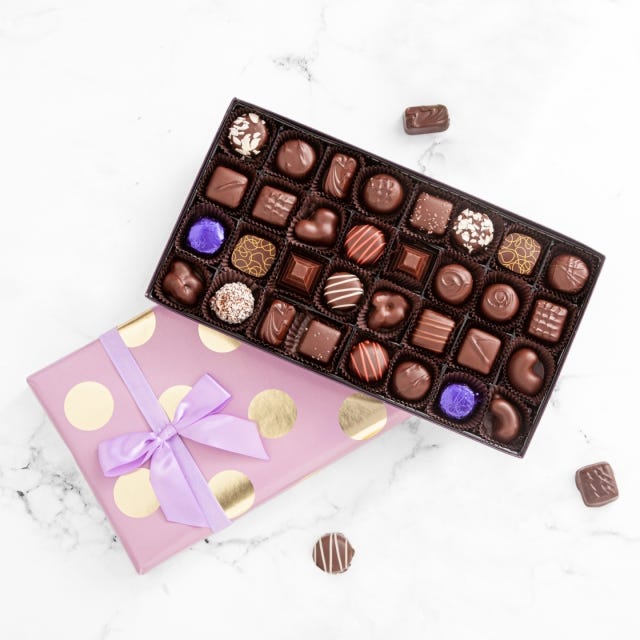 Dark Chocolate Favourites Gift Box, 32 pc