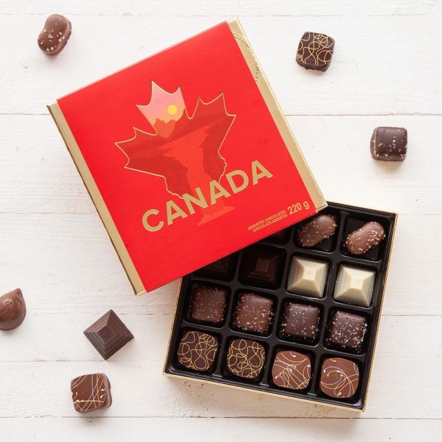True Canadian Gift Box, 16 pc